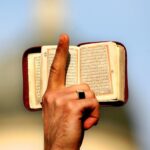 മതം, പ്രമാണം, വ്യാഖ്യാനം; അതിരടയാളങ്ങള് ആവശ്യമാണ്